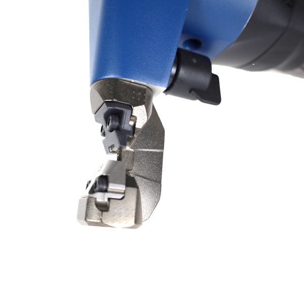 Nibbler und Blechscheren